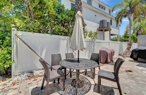 Ilexhurst Apartment | Ocean View