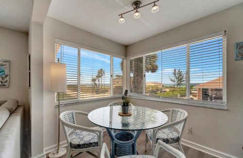 Ilexhurst Apartment | Ocean View