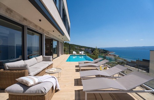Jesenice Villa | Ocean View Villa: Your Dream Getaway