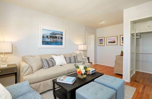 Ocean Park Apartment | Ocean view with your capuccino