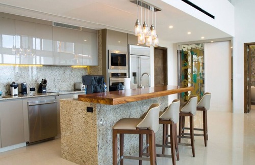 Playa Mujeres Resort | Ocean Views & Modern Elegance: 4 Bedroom Penthouse Loft with Private Jacuzzi