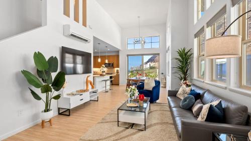 Makaha Valley House | Ocean Views Modern New Build Yard 10min to Beach Ocean Escape by AvantStay