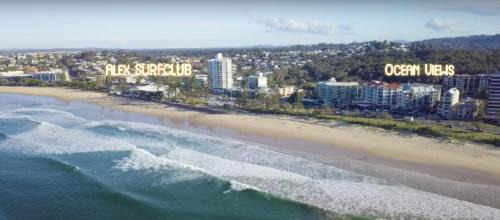 Alexandra Headland Apartment | Ocean Views - Top floor
