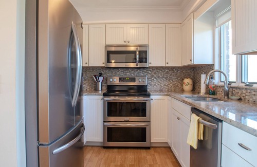 Eastward Look House | Ocean views, two minute walk to beach!
