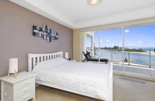 The Entrance Apartment | Ocean Views Unit 24