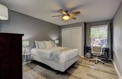 Southeast Boise House | Ocean Wave by Boise River