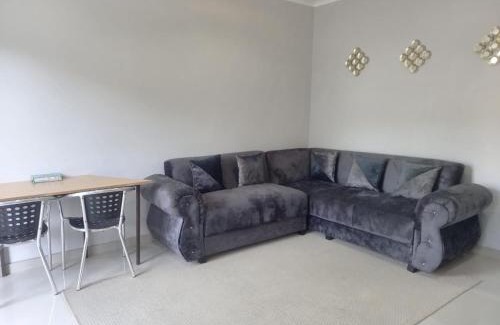 Hibberdene Apartment | Ocean Wave Chalets Unit 1