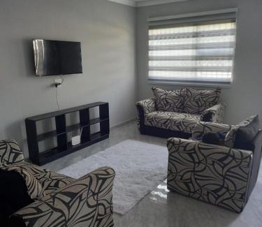 Hibberdene Apartment | Ocean Wave Chalets Unit 2