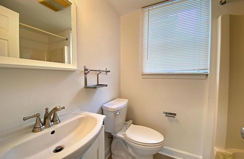 Bethany Beach Apartment | Oceanblock & Downtown Bethany - 1 bed/1.5 bathroom with Outdoor Space and Grill