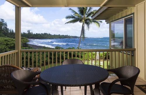 Hana Condo | Oceanfront #1 at Hana Kai Maui - 1 Bedroom, Corner Unit 100ʻ from Water!