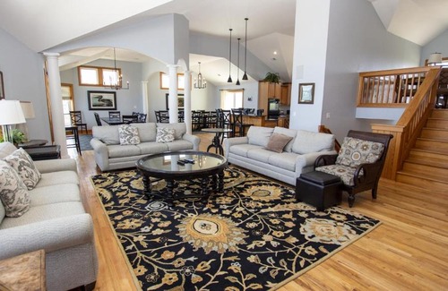 Whalehead Beach House | OCEANFRONT, 12 BRs, Priv Pool, Pool Table, ELEV, OCean Views, Theater Rm, WL853, Out of Office OBX
