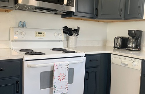 Kill Devil Hills Condo | Oceanfront 2BD/2BA with Pool and Private Beach Access in the Heart of Everything