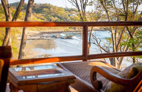 San Juan del Sur Villa | Oceanfront 5bdrm, sleeps 10, AC, pool, fibre optic, Playa Maderas surf break