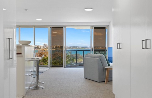 Buddina Apartment | Oceanfront apartment