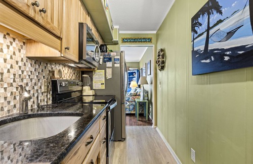 Morehead City Condo | OCEANFRONT COMPLEX, CONDO IS NEAR OUTDOOR POOL & WATERSLIDE. BEACH ACCESS
