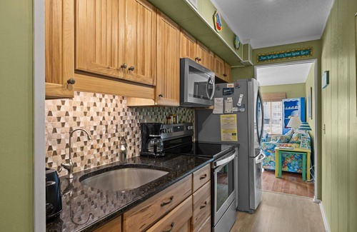 Morehead City Condo | OCEANFRONT COMPLEX, CONDO IS NEAR OUTDOOR POOL & WATERSLIDE. BEACH ACCESS