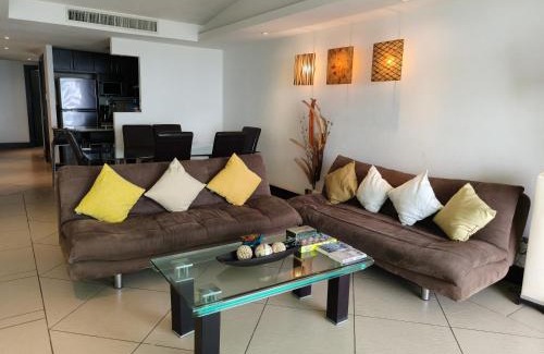 Ixtapa Apartment | Oceanfront Condo in Ixtapa, Zihuatanejo