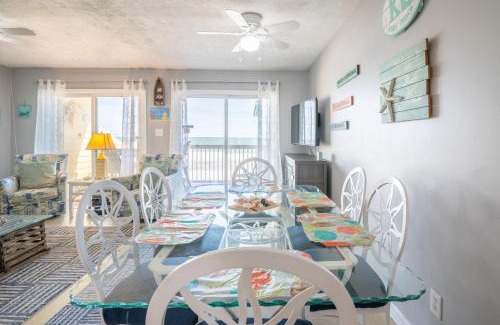 Kure Beach House | Oceanfront Condo with 3+ Pools - Ocean Dunes 604