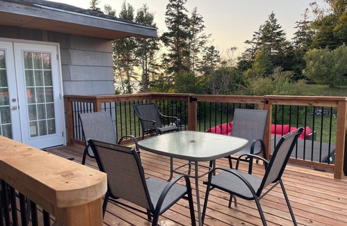 Cape Sable Island Cottage | Oceanfront Cottage South Shore, Nova Scotia 4