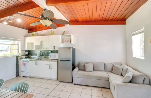 Layton Cottage | Oceanfront Cottage w/Beach Access in Layton!