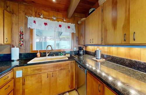 Yachats House | Oceanfront, Dog-Friendly Home with Fireplace, Ocean View, Beach Access & WiFi