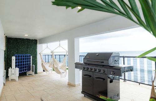 Barrero House | Oceanfront Dream Epic Sunset Private Pool Fire Pit