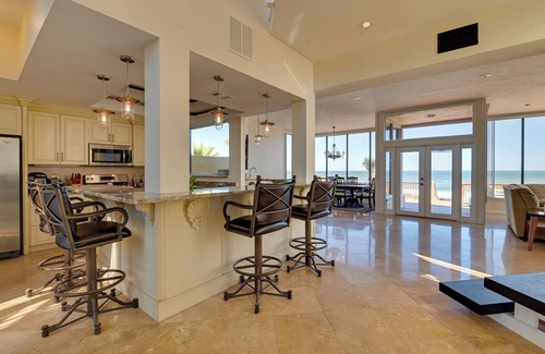 Wilbur-By-The-Sea House | Oceanfront Escape on Wilbur Beach!