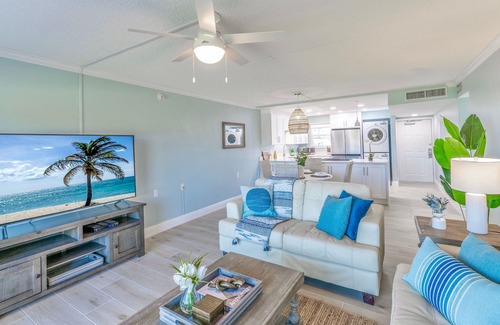 Tropic Condo | Oceanfront Ground-Floor Getaway with Pool & Beach Access ☀️