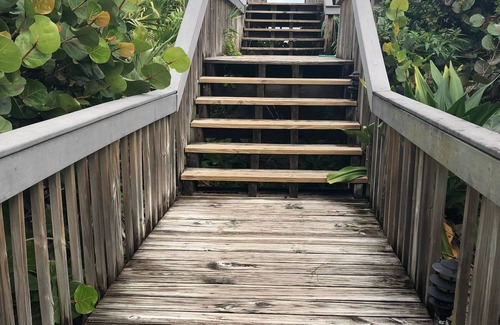 Stuart Condo | Oceanfront Heated Pool, Tiki Bar 3rd floor end unit