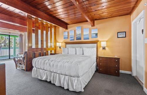 Fort Pierce House | Oceanfront Inn Suite #6- King Bed