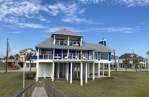 Indian Beach House | Oceanfront modern 4BR home with stunning views