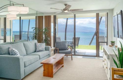 Maalaea House | Oceanfront Oasis – Renovated Summer of 2023