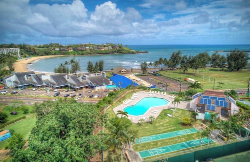 Nawiliwili Condo | Oceanfront Paradise | One Block to the Beach!
