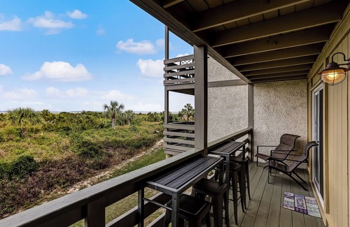 Tybee Island Condo | Oceanfront Private Getaway - Pool & Balcony