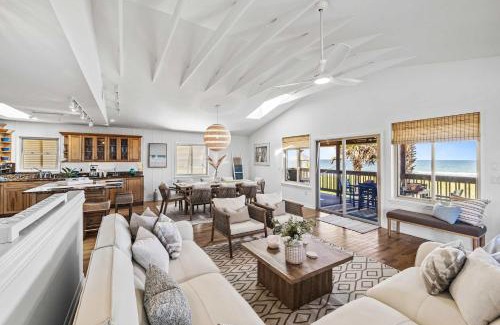 Marineland Acres House | Oceanfront Steps to Sand Deck & Pets Welcome