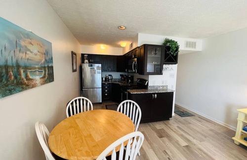 Duck Condo | Oceanfront SunSational Setting in heart of Duck