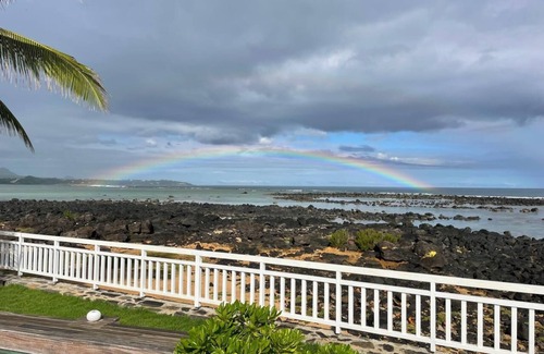 Morcellement Raffray House | Oceanfront sunset villa with magnesium pool, beach access and private spa.