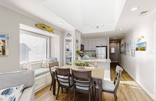 Atlantic Beach Condo | Oceanfront Third Floor Condo w/Panoramic Views, Balcony, & Shared Pool