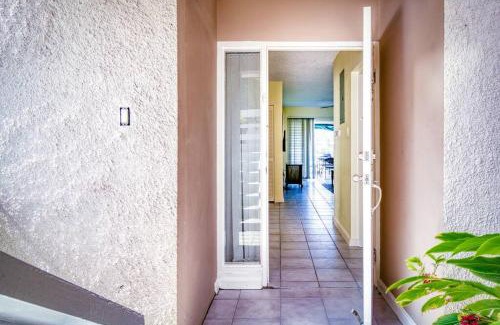 Montego Bay Apartment | Oceanfront Two Bedroom Suite - Amazing Ocean Views