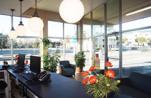 Myrtle Beach Hotel | Oceanfront Viking Motel