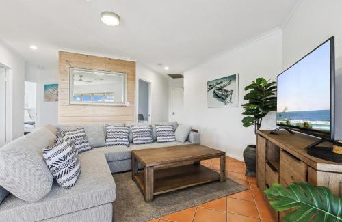 Point Arkwright Apartment | Oceanside Apartment with Views of Yaroomba Beach
