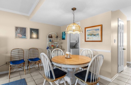 Pine Knoll Shores House | OCEANSIDE COMPLEX WITH POOLS & EASY BEACH ACCESS.