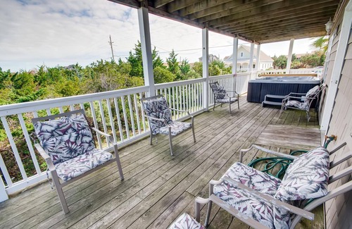 Salvo House | Oceanside Dog Friendly Home w/Hot Tub, Game Room, and Beach Nearby