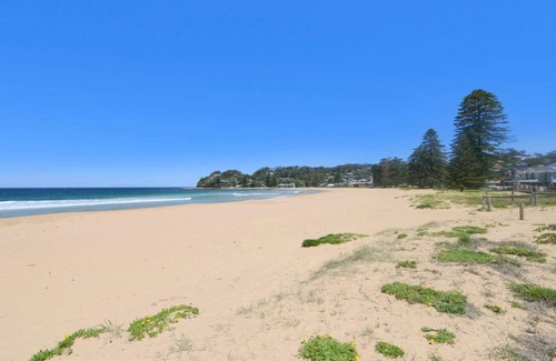 Avoca Beach Apartment | Oceanside - Pet Friendly Beachside Accommodation