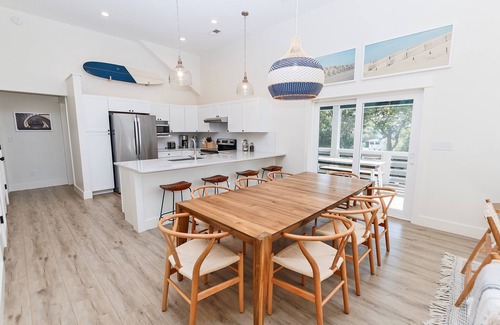 Duck House | Oceanside- Private Pool, Dogs Welcome-OD2, Sea Dog Escape