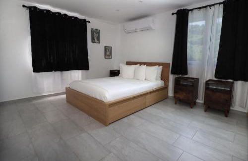 Terranova Apartment | Oceanview Apartment with Rooftop