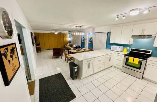 Rosendal Condo | Oceanview - Beautifully Updated 2 Bedroom Condo
