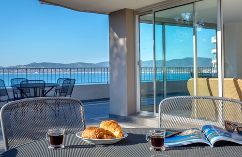 Saint-Raphael Apartment | Oceanview Gem: 2BR Apt with Terrace, Beach & City Center Access