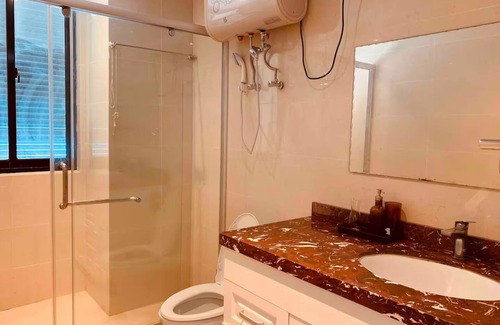 Bouvet Island House | Oceanview | Netflix (3 br, 4 beds) 2 nights min