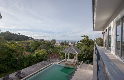 Sa Khu Villa | OceanView Private Villa: Walk to Beach; pool